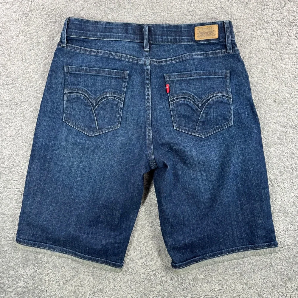 Levis 525 Perfect Waist Denim Bermuda Shorts Dark Wash Blue Womens Size 8